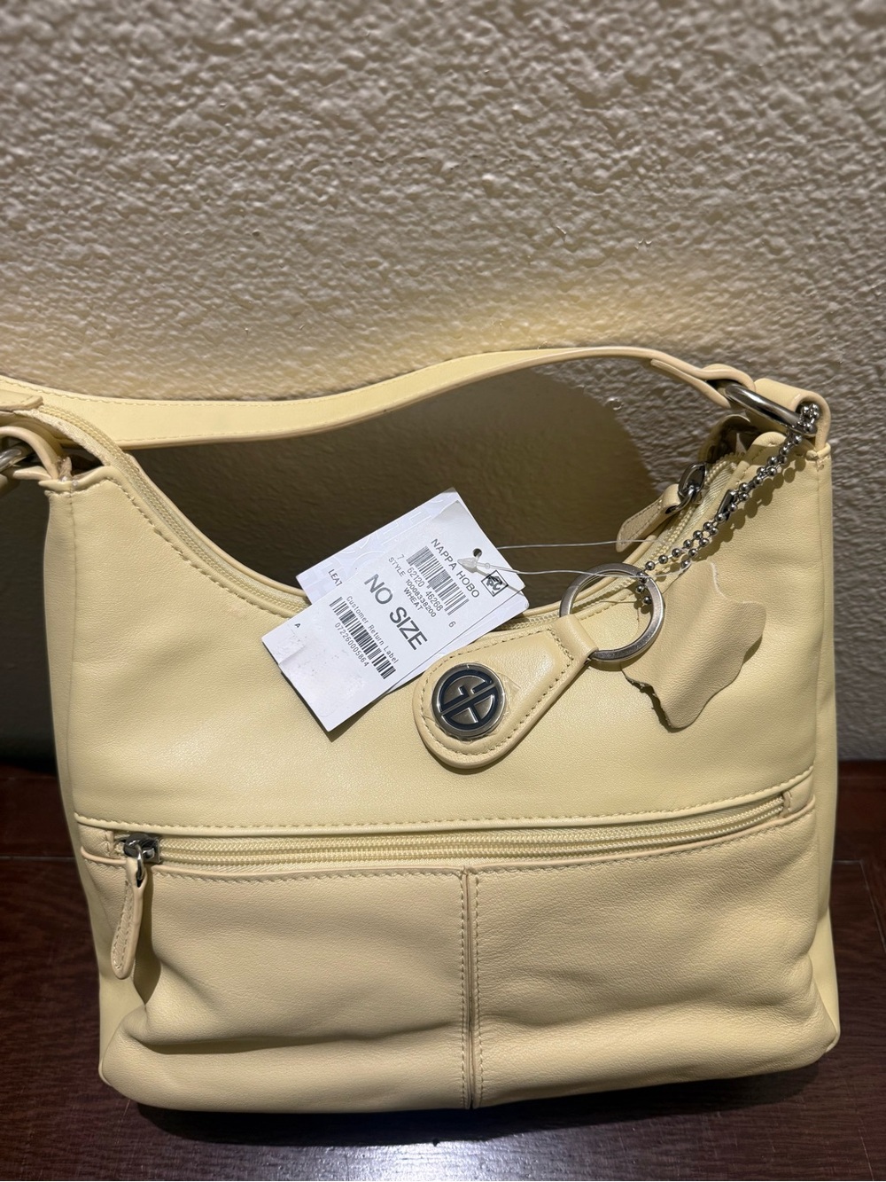 Creamy yellow Women's Shoulder Bag - Gianna Bernini